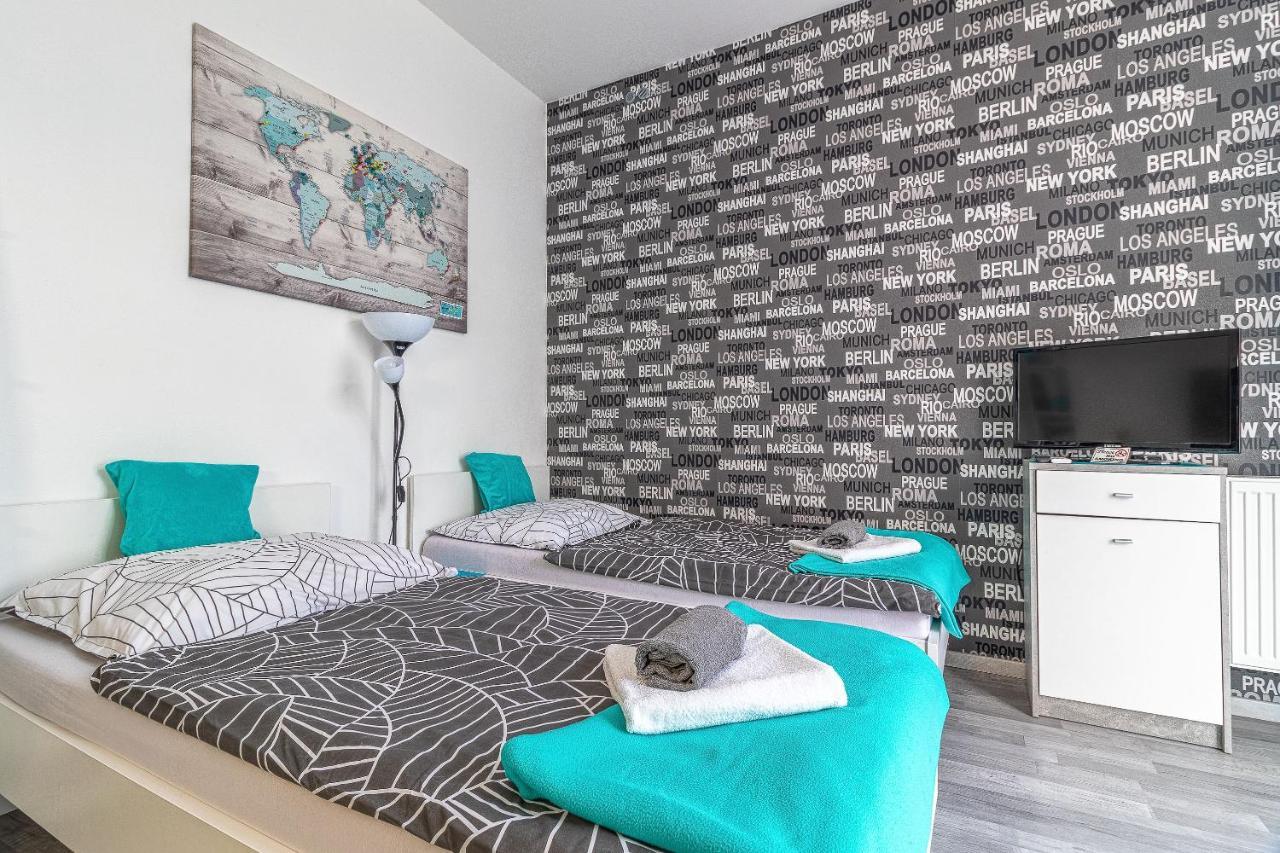 Bratislava -Apartment Near The City Center With A Balcony Exterior photo