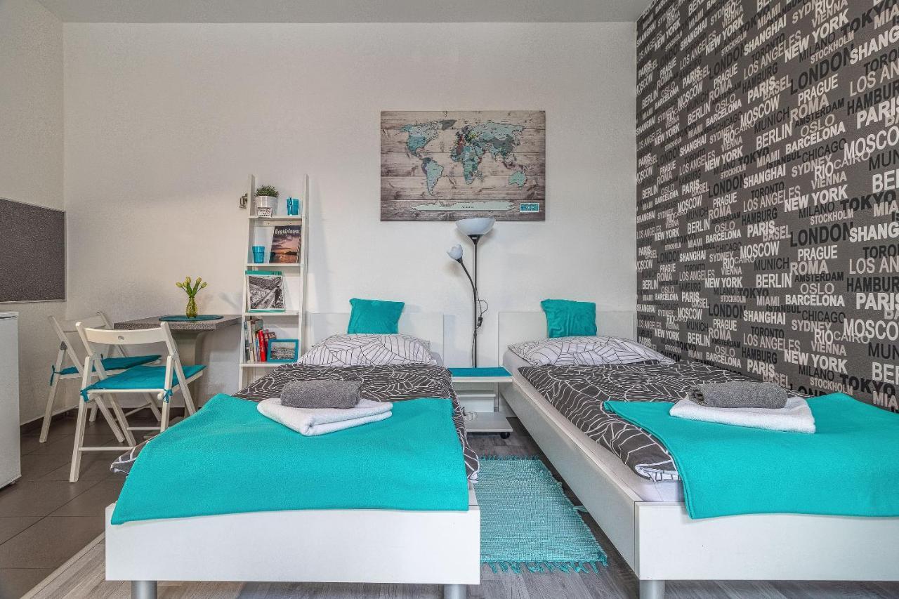 Bratislava -Apartment Near The City Center With A Balcony Exterior photo
